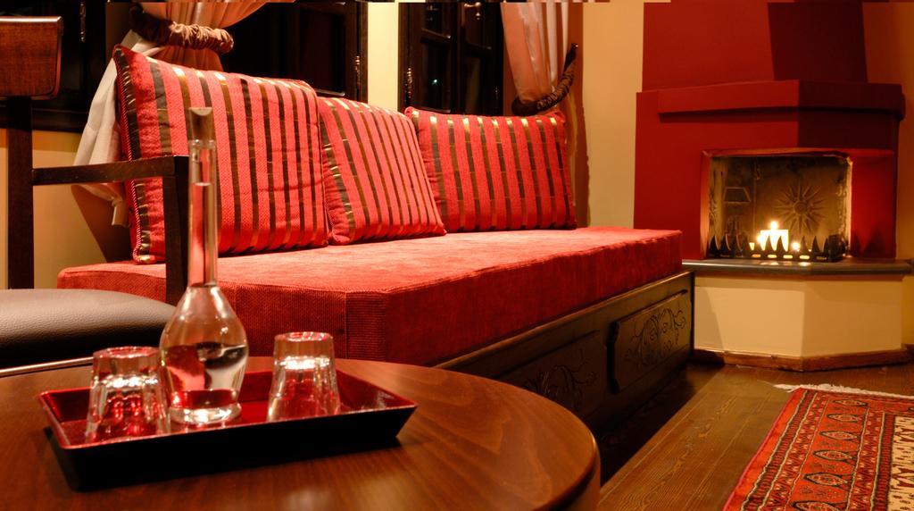 Adrasteia Guesthouse Negades 외부 사진